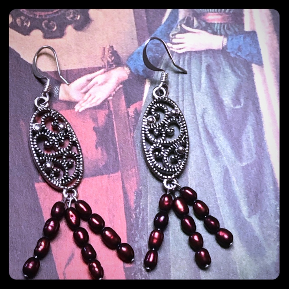 Femme Fatal 💃🏻Earrings